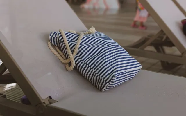 Caja fuerte portátil de playa para viajar - La Tienda del Viajero CholloTravel