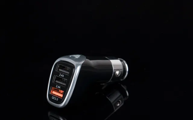 Cargador de coche USB-C doble para viajar - La Tienda del Viajero CholloTravel