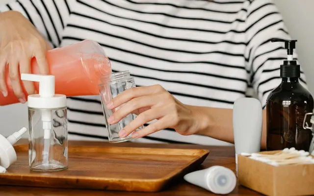 Neceser transparente + botes 100ml para viajar - La Tienda del Viajero CholloTravel