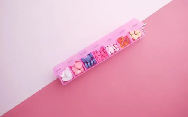 Pastillero organizador para viajar - La Tienda del Viajero CholloTravel
